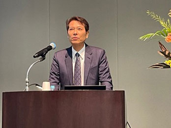 専務理事 重竹 尚基氏