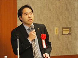 講師の坂 秀憲 氏